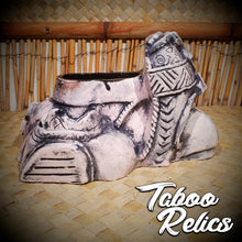 Load image into Gallery viewer, PaPa Ueleii (petal pink test glaze)(discounted)