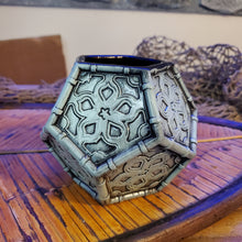 Load image into Gallery viewer, Jade tile Swaglamp mug (jade/black)
